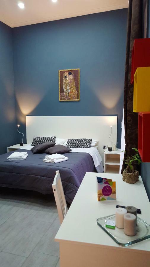 Holiday Naples Art Rooms Dış mekan fotoğraf